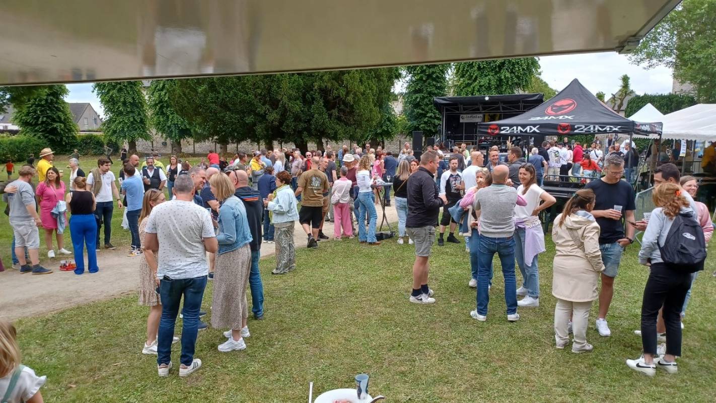 Editie 2024  17 - Reuze Rommelmarkt met Boeken-, Vinyl- en CD‑Beurs in Humelgem 